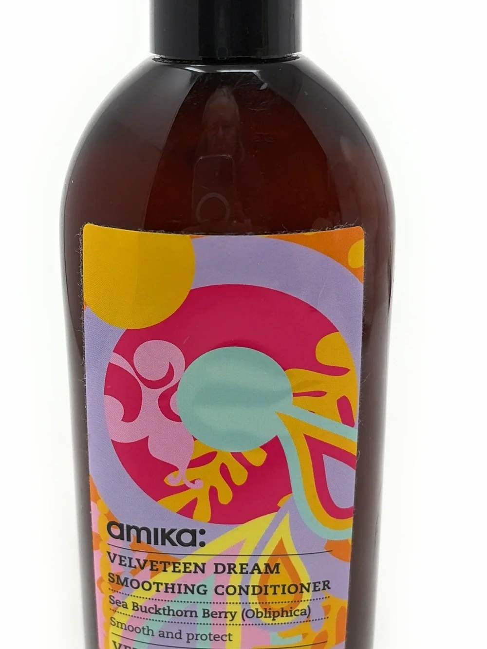 AMIKA Velveteen Dream Smoothing Conditioner Sea Buckthorn Berry 10.1 Fl Oz